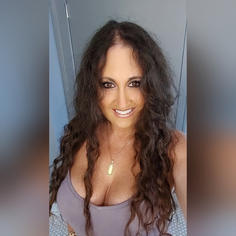 Meet your Posher, Dawn